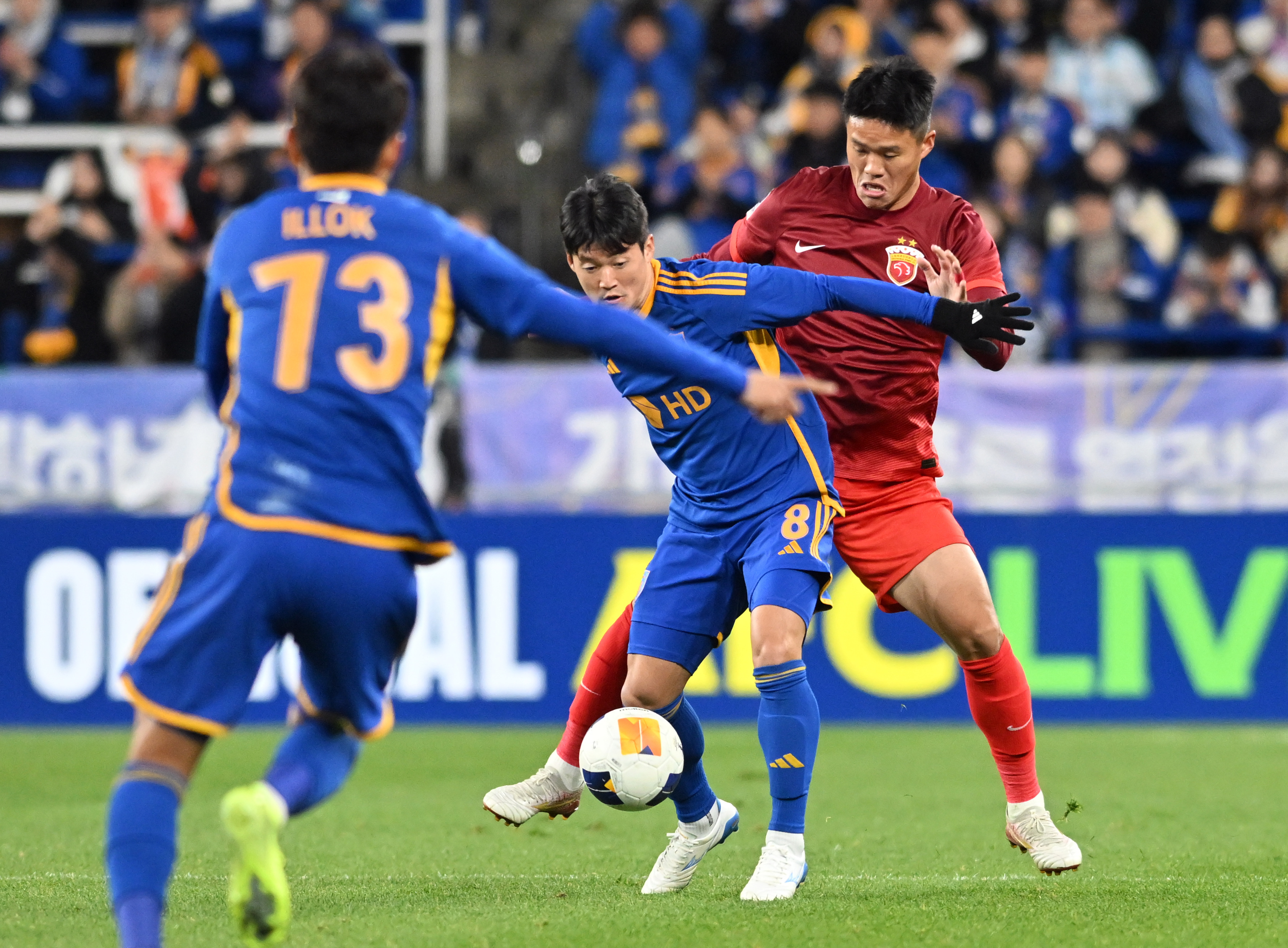 菲尼克斯太阳训练开放日，加时末段造点机会引欢呼，欧超杯在即，球队文化再被提及