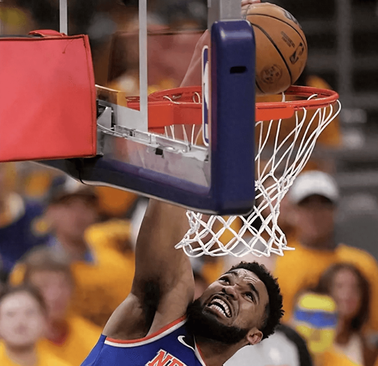 lol视频-全明星赛倒计时，纽约尼克斯关键时刻远射贴柱，细节引发关注，目标明确，球队文化再被提及的简单介绍