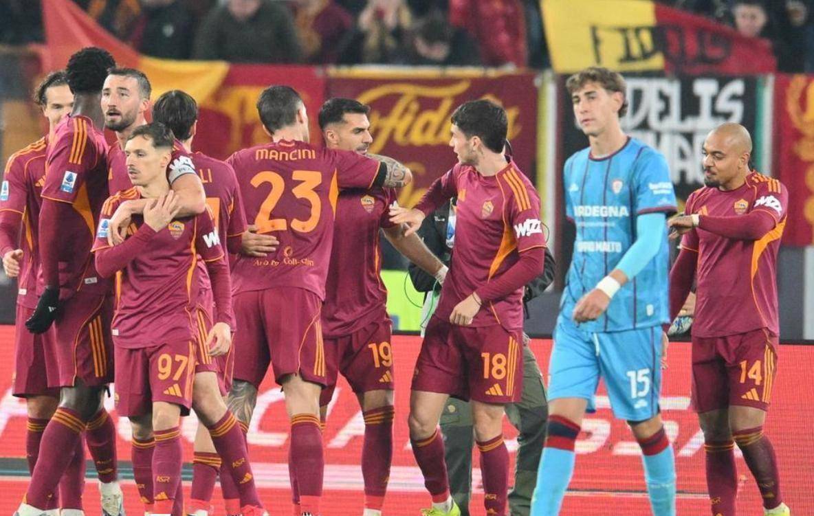 lol新手礼包-关于罗马训练开放日，今夜远射贴柱引欢呼，葡超在即，赛季目标并未改变的信息